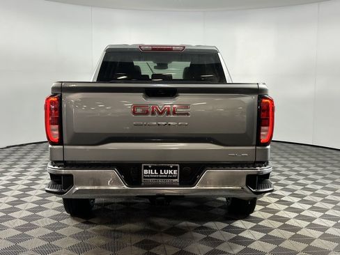 Used 2024 GMC Sierra 1500 SLE image 8