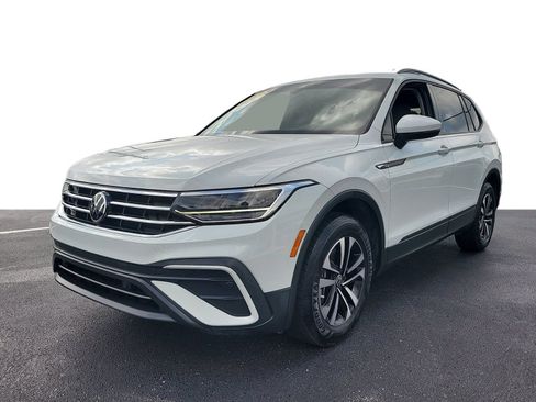 Used 2023 Volkswagen Tiguan S w/ Driver Assistance Package FWD image 2
