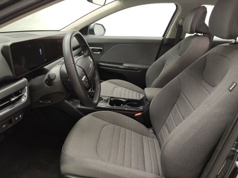 Used 2025 Kia K4 EX FWD image 17