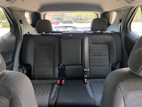 Used 2024 Chevrolet Equinox LT FWD image 30