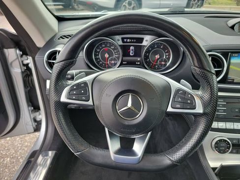 Used 2017 Mercedes-Benz SL 550 w/ Driver Assistance Package image 26