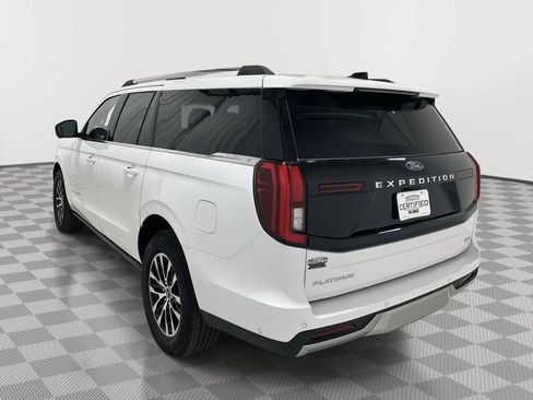 Used 2025 Ford Expedition Max Platinum AWD/4WD image 2