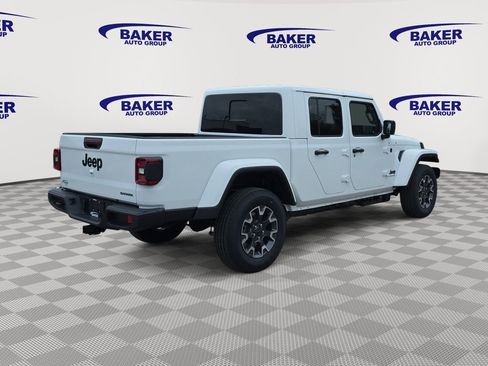 New 2026 Jeep Gladiator Sport AWD/4WD image 3