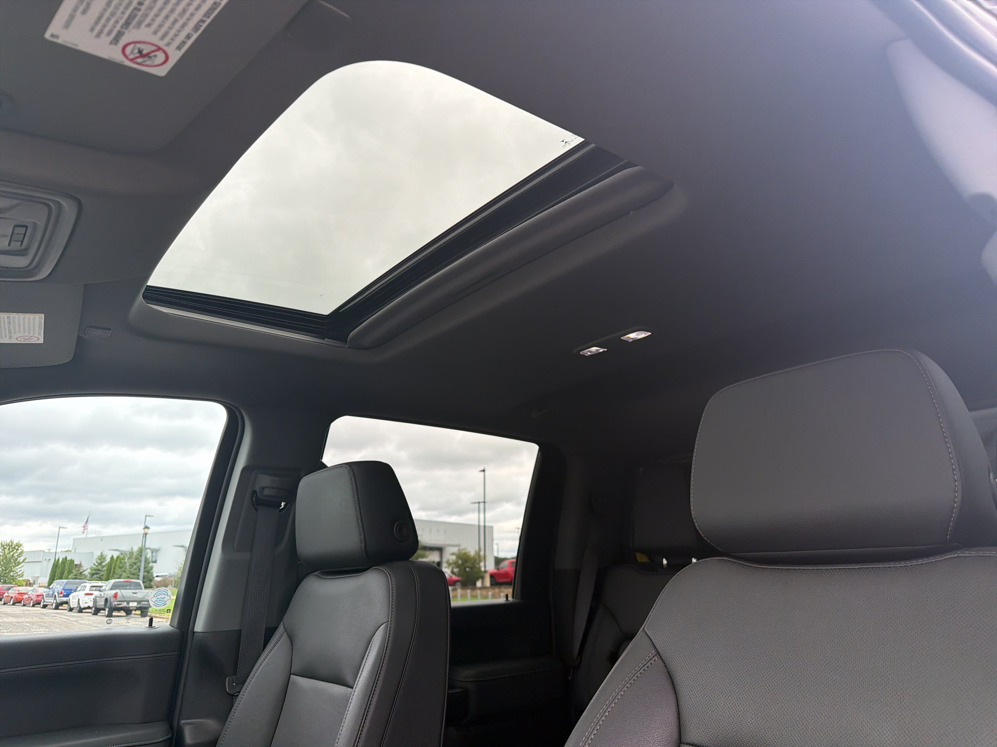 Used 2023 Chevrolet Silverado 2500 LTZ w/ LTZ Convenience Package AWD/4WD image 19