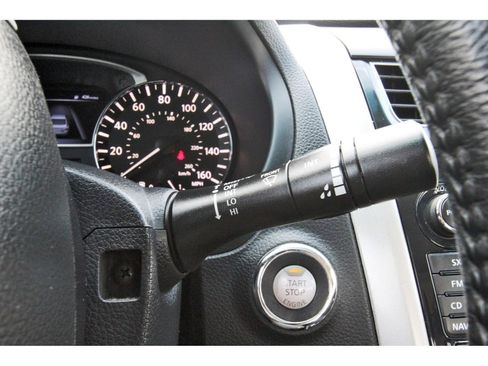 Used 2015 Nissan Altima 2.5 SV w/ Convenience Package image 21