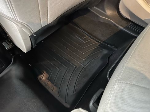 Certified 2019 Ford Explorer FWD image 26