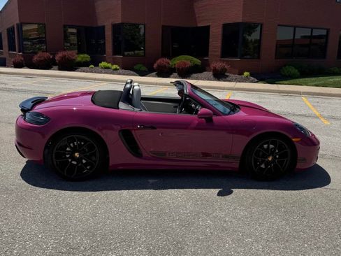 Used 2024 Porsche 718 Boxster image 5