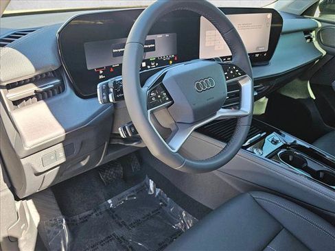 New 2026 Audi Q3 quattro 2.0T AWD/4WD image 3