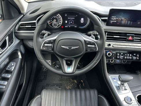 Used 2026 Genesis G70 2.5T Prestige image 15