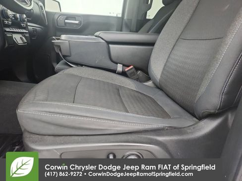 Used 2019 Chevrolet Silverado 1500 LT w/ All-Star Edition image 21