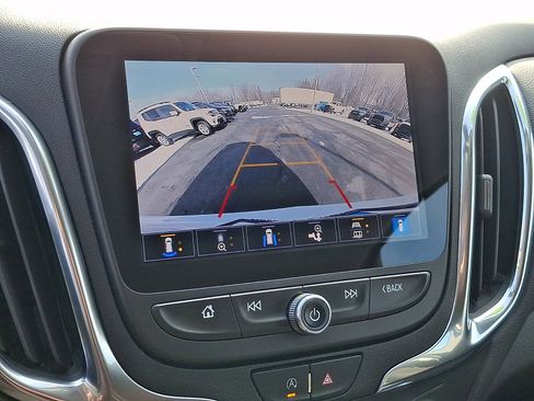 Certified 2022 Chevrolet Equinox LT image 17