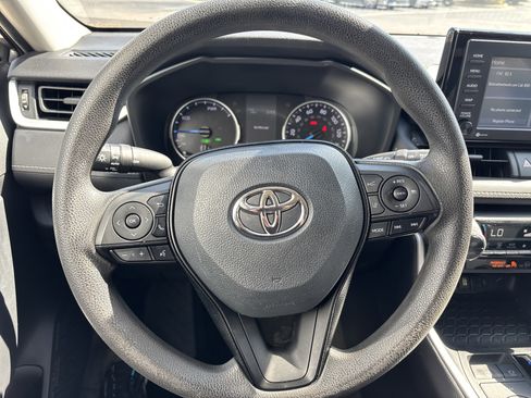 Certified 2021 Toyota RAV4 XLE w/ Convenience Package image 15