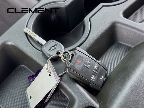 Used 2020 Chevrolet Silverado 1500 Custom w/ Custom Value Package image 20