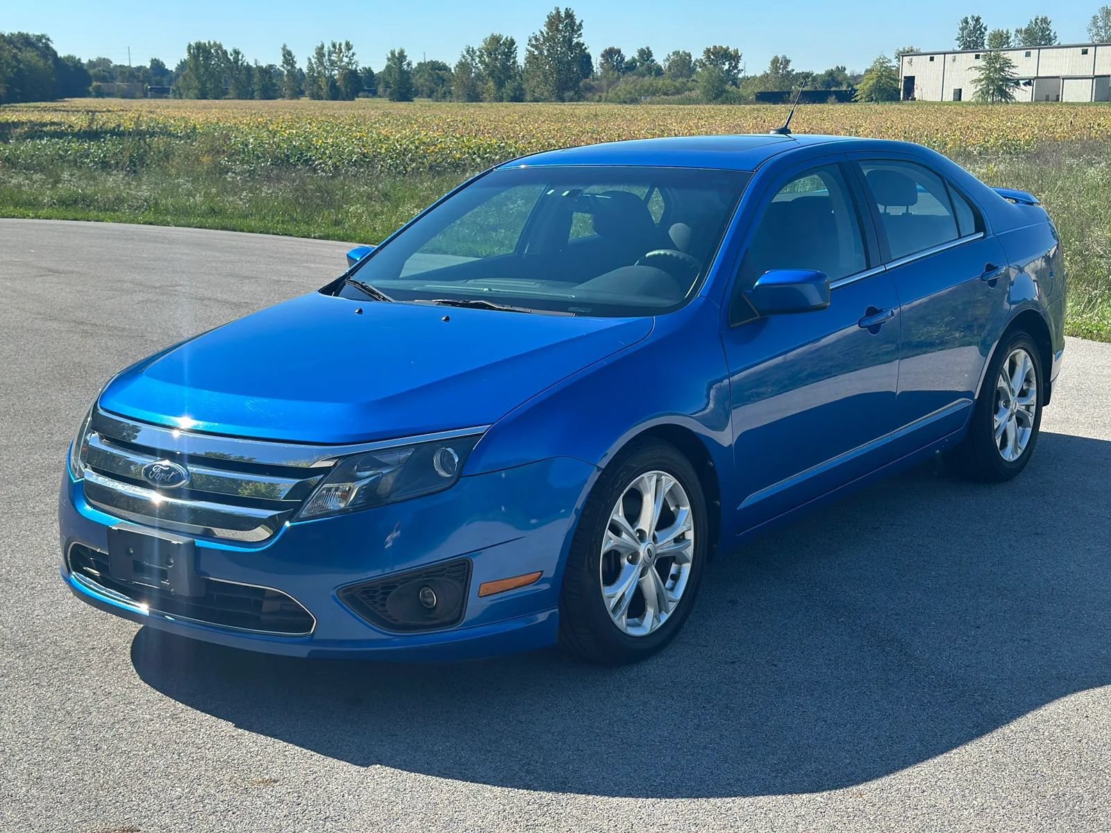 Used 2012 Ford Fusion SE FWD image 1