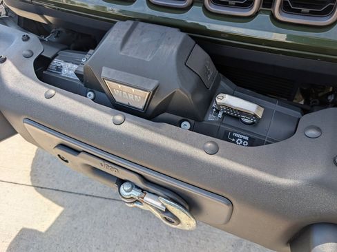 Used 2024 Jeep Wrangler Unlimited Rubicon w/ Capability Package image 47