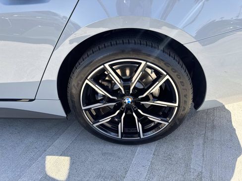 Certified 2025 BMW i4 eDrive40 RWD image 6