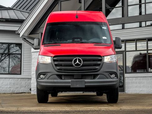 Used 2026 Mercedes-Benz Sprinter 2500 image 5