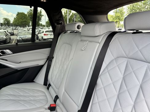 New 2026 BMW X5 xDrive40i w/ M Sport Package AWD/4WD image 34