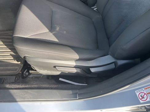 Used 2017 Subaru Impreza 2.0i Premium image 21