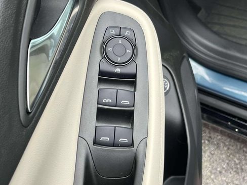 Used 2024 Buick Encore GX Sport Touring w/ Comfort Package FWD image 25
