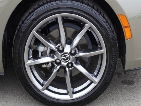 Used 2023 MAZDA MX-5 Miata Grand Touring image 5