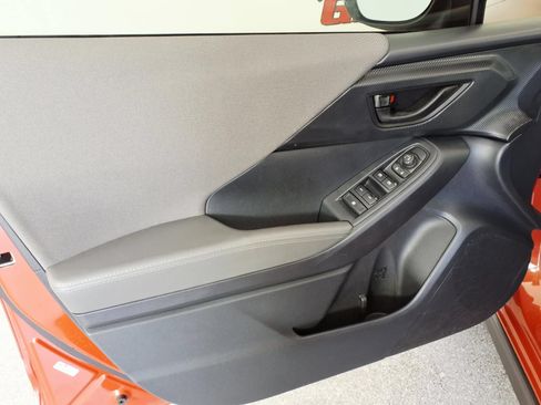 Certified 2025 Subaru Crosstrek 2.5i Premium AWD/4WD image 11