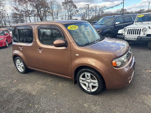 Used 2011 Nissan Cube 1.8 SL w/ Interior Designer Pkg FWD image 10