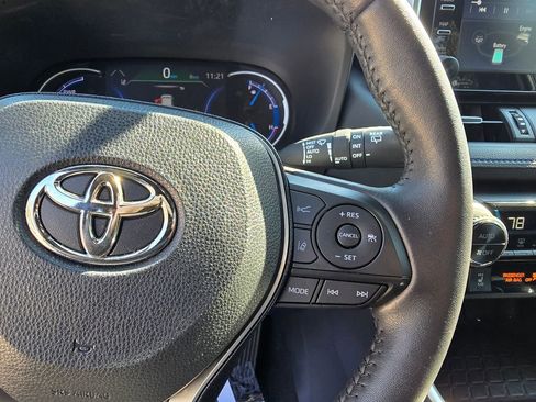 Used 2021 Toyota RAV4 XSE image 19
