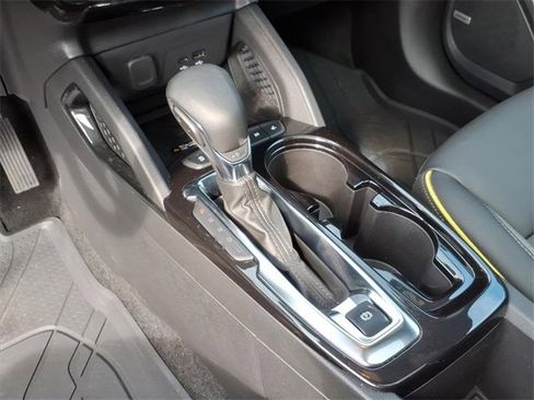 Used 2025 Chevrolet TrailBlazer ACTIV w/ Convenience Package image 13