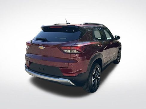 Used 2025 Chevrolet TrailBlazer LT w/ Convenience Package FWD image 6