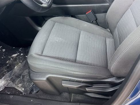 Used 2025 Chevrolet Equinox LT w/ Safety and Technology Package image 19