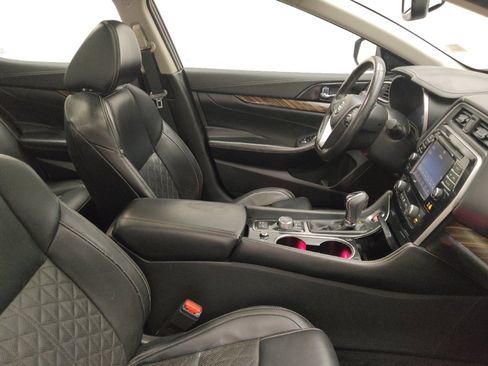 Used 2016 Nissan Maxima Platinum w/ Interior Lighting Package FWD image 21