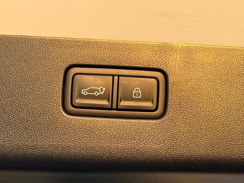 New 2026 Hyundai Ioniq 9 Calligraphy image 16