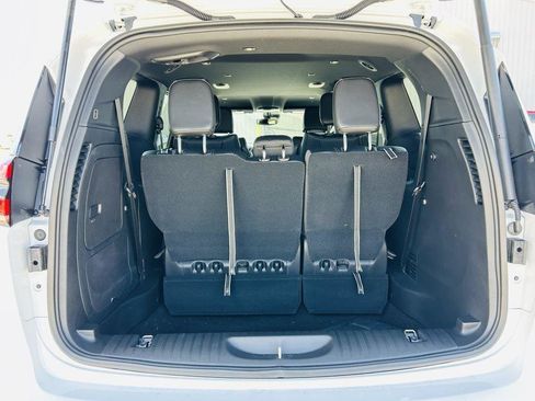 New 2026 Chrysler Pacifica Select w/ Quick Order Package 2EV image 30