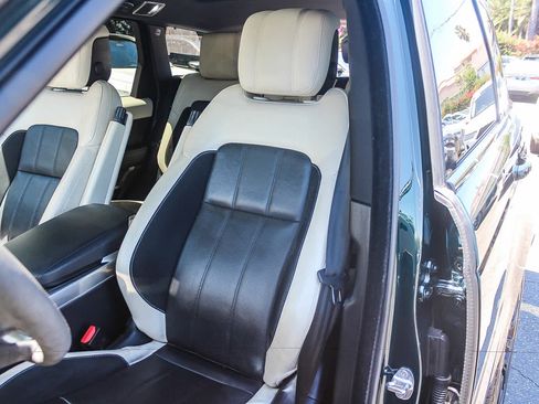 Used 2021 Land Rover Range Rover Sport HST AWD/4WD image 26