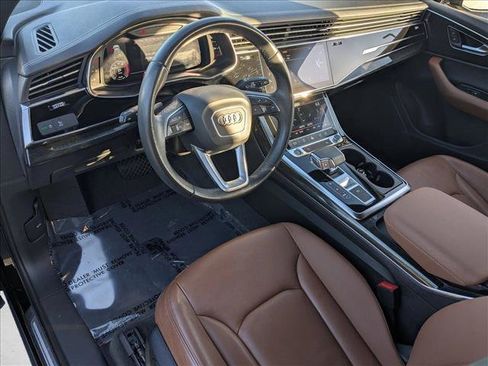 Used 2023 Audi Q7 3.0T Premium w/ Convenience Package AWD/4WD image 10