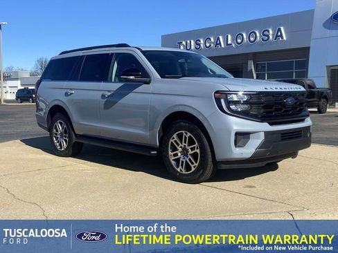 New 2026 Ford Expedition Active image 1