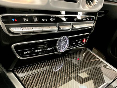 Certified 2021 Mercedes-Benz G 63 AMG 4MATIC w/ Seat Comfort Package image 37
