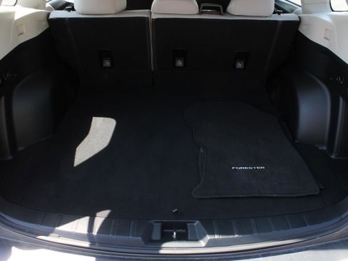 Used 2023 Subaru Forester AWD/4WD image 8