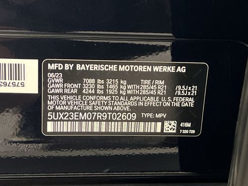 Used 2024 BMW X7 xDrive40i w/ M Sport Package AWD/4WD image 32