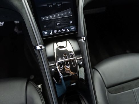 Certified 2021 Ferrari Roma image 22