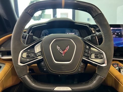 Used 2025 Chevrolet Corvette Z06 w/ Z07 Performance Package image 22