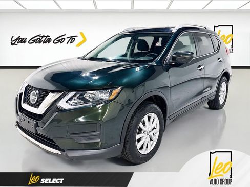 Used 2018 Nissan Rogue SV w/ Sun & Sound Touring Package AWD/4WD image 1