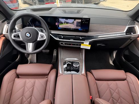 New 2026 BMW X5 xDrive40i w/ M Sport Package AWD/4WD image 12