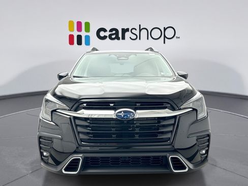 Used 2025 Subaru Ascent Touring AWD/4WD image 8