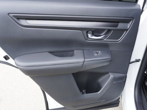 Used 2026 Honda CR-V EX image 11