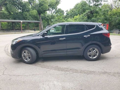 Used 2018 Hyundai Santa Fe Sport FWD image 3