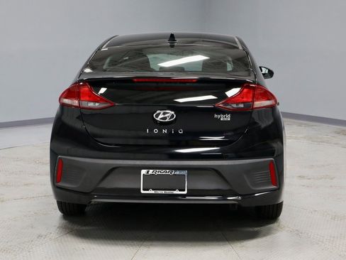 Used 2018 Hyundai Ioniq Blue image 10