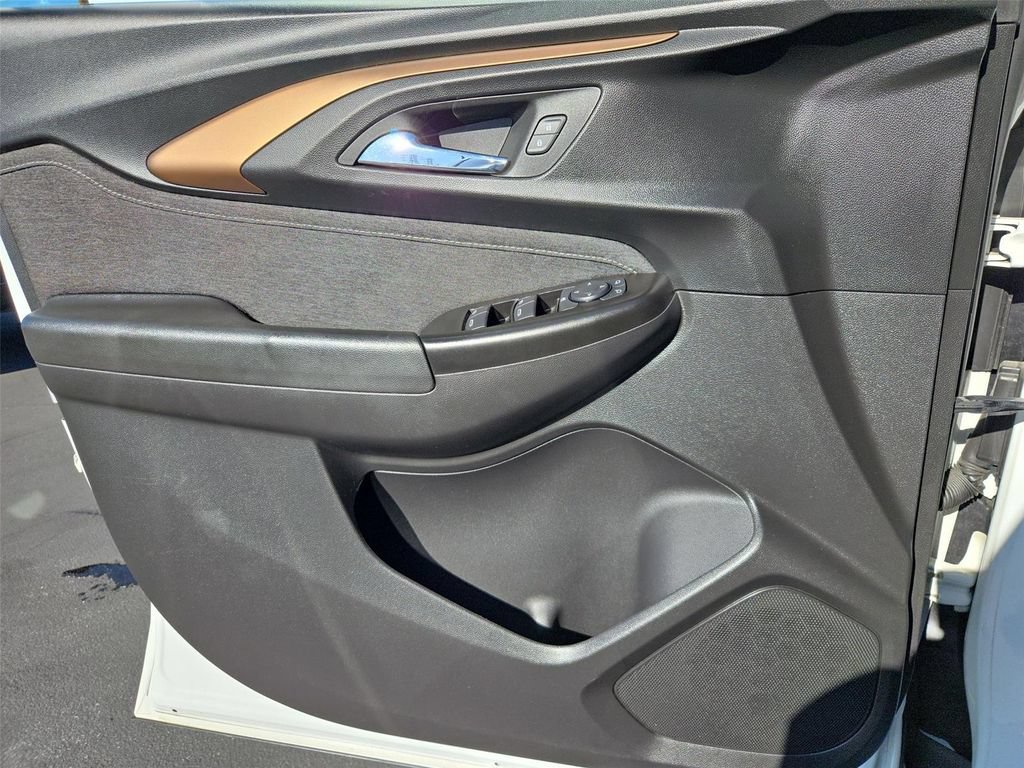 Certified 2023 Chevrolet TrailBlazer ACTIV FWD image 13