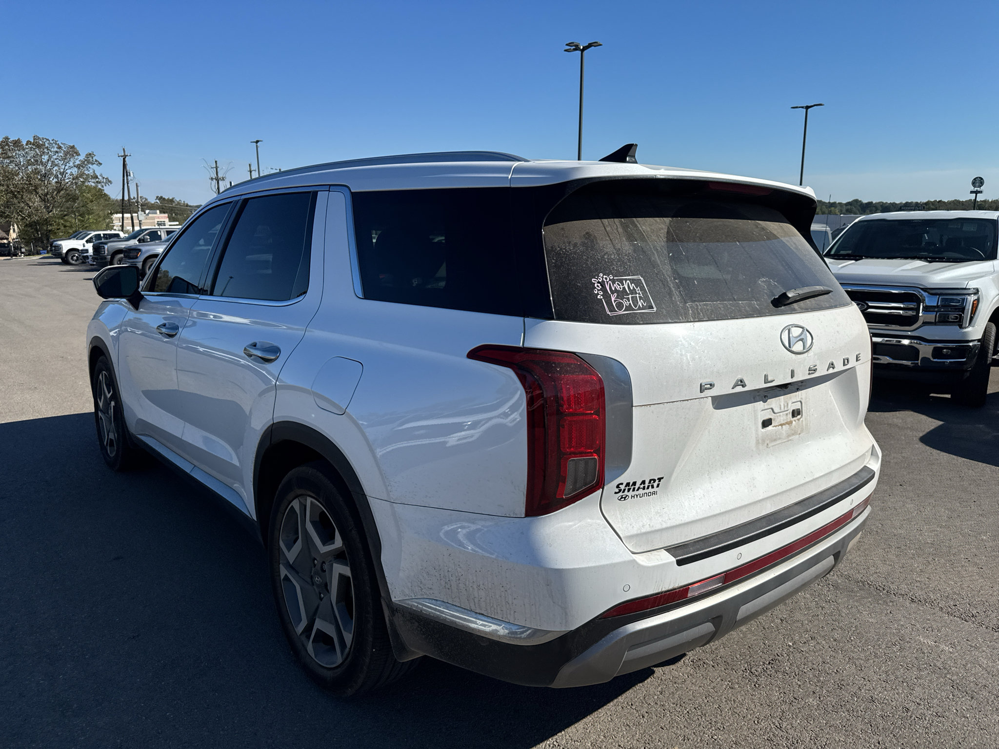 Used 2024 Hyundai Palisade Limited FWD image 8